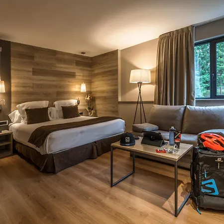 Tuc Blanc Hotel 3*