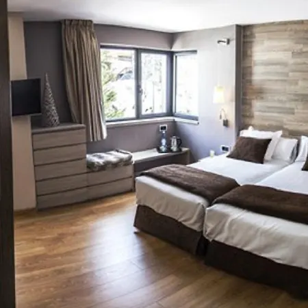 Tuc Blanc Hotel 3*